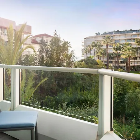 Jw Marriott Канны