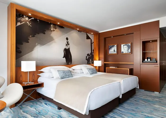 Jw Marriott Hotell 5*