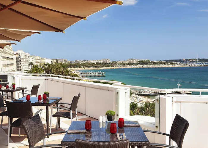 Hotell Jw Marriott 5*